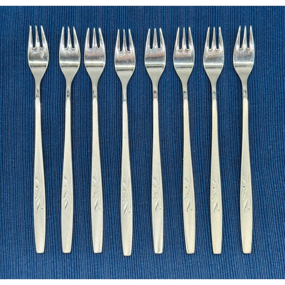 Oneida Will O Wisp Heirloom Cube Cocktail Seafood Fork Silver Stainless Set of 8